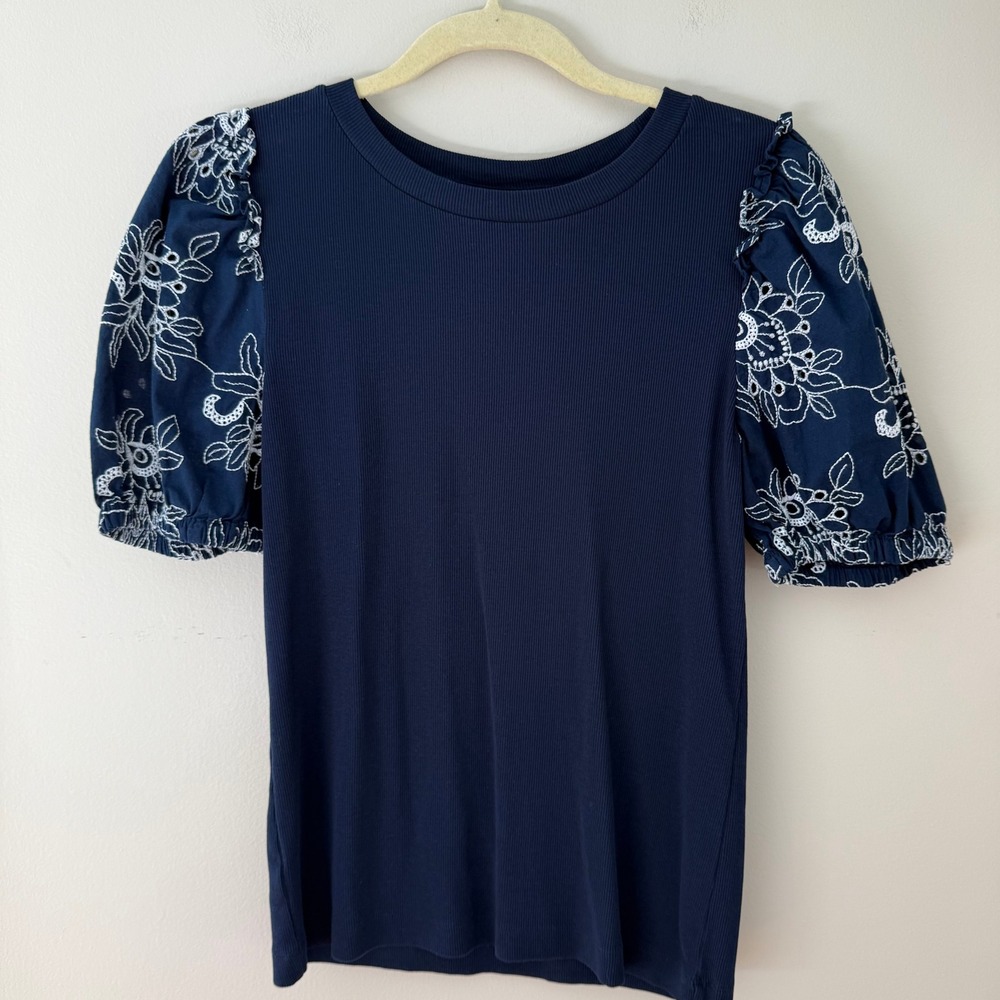 Loft Navy Ribbed Knit Puff Sleeve Floral Eyelet Top Medium